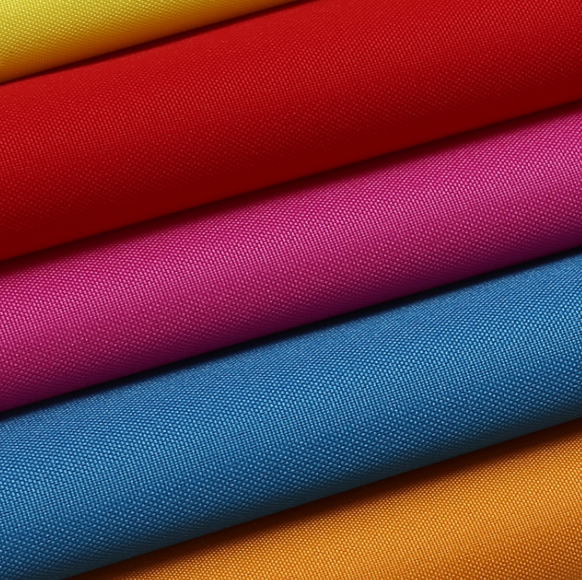 背包满冠官方注册使用的300D是什么布料